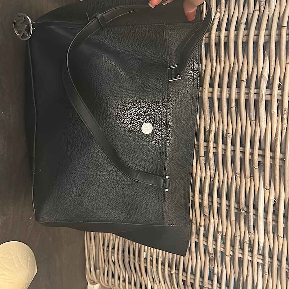 Michael Kors tote and wristlet/wallet